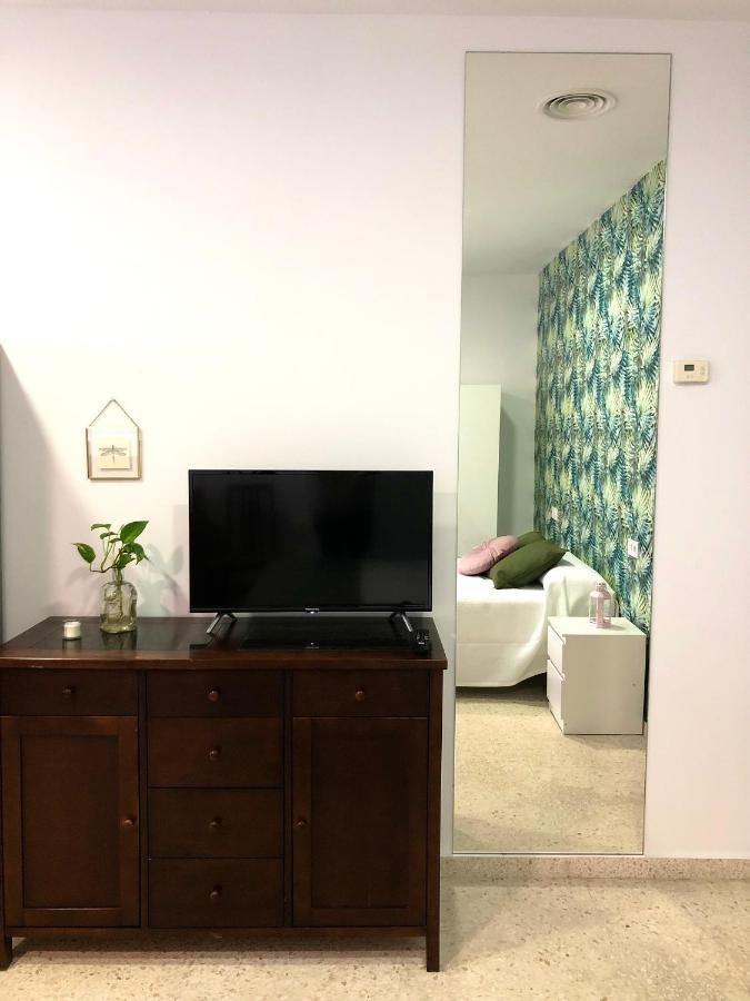 Apartamento Con Piscina En Ciudad Jardin Málaga Buitenkant foto